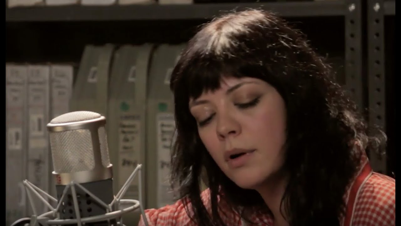The Coathangers - I Don't Think So - 3/31/2016 - Paste Studios, New York, NY