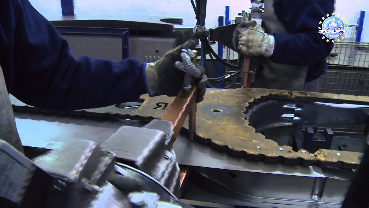 Fabrication de plateformes 2CV et Mehari