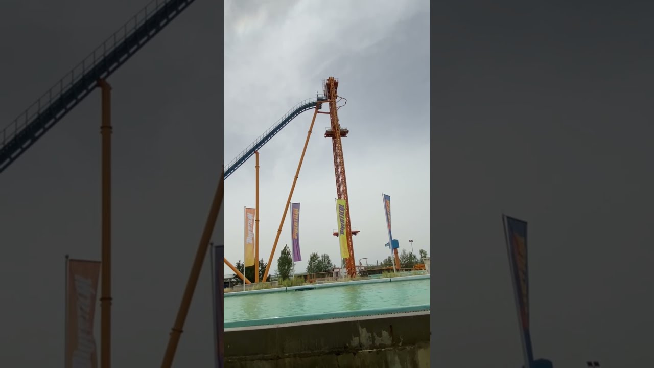 AIUTO ANDIAMO SULLE MONTAGNE RUSSE WATER COASTER più alte del mondo *DIVERTICAL*
