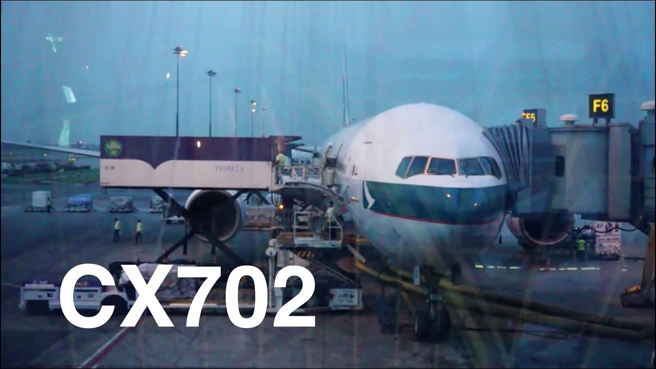 Cathay Pacific Boeing 777-300 Economy Class - Bangkok ✈ Hong Kong CX702