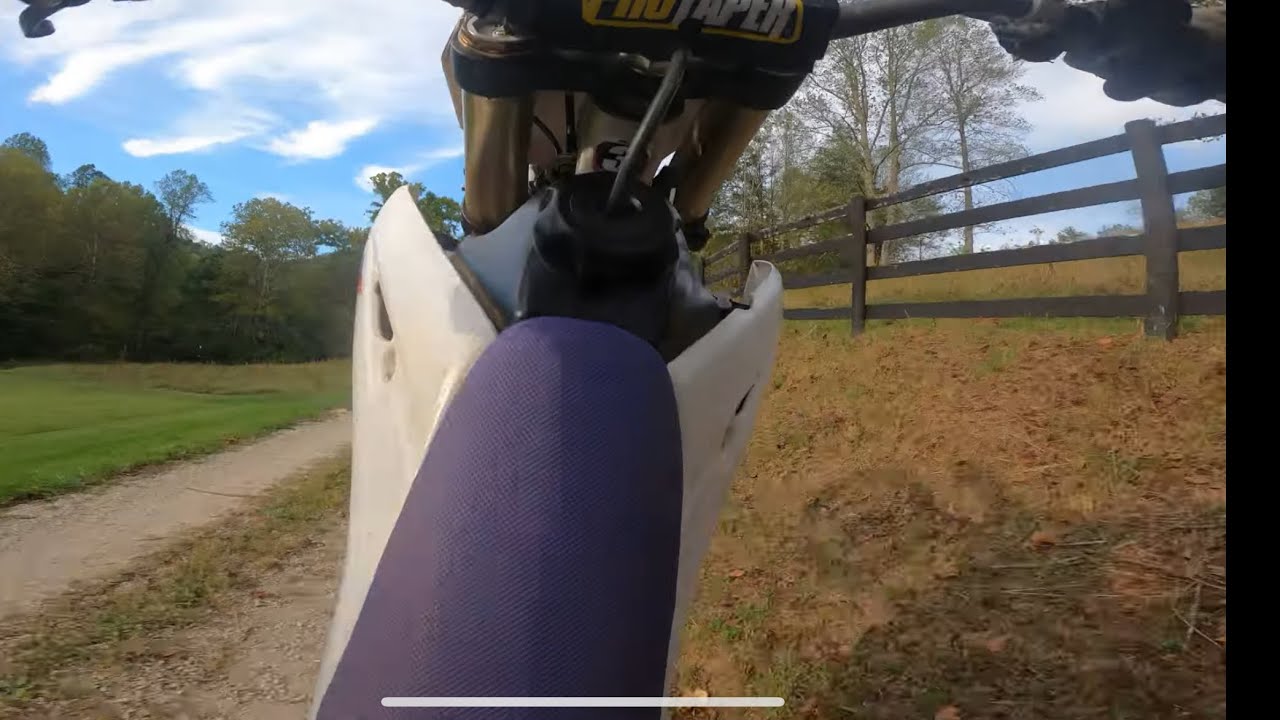 i looped out on gravel (yz 125 home track)