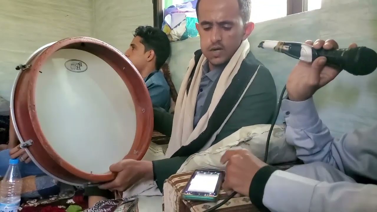 ياحبيبنا النبي وكل كربه تنجلي وتذهب بك يارسول الله اللهم صلي علئ محمد واله صلو عليه وسلمو تسليما 