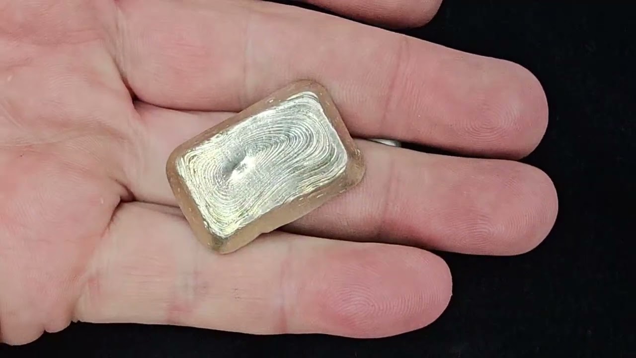 Stacking some poured silver #silver #preciousmetals #collapse 