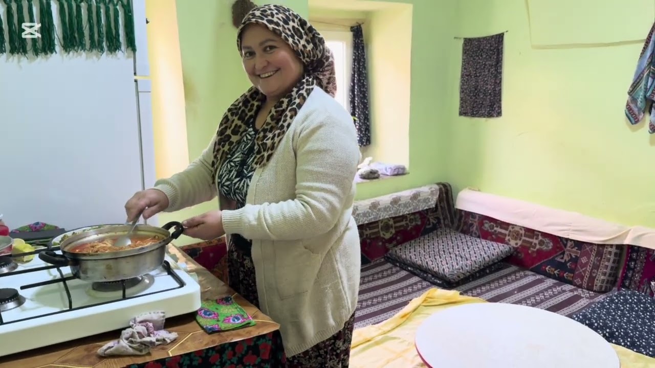 Bugünde annem le aliş veriş yaptım Aşira yengemle sohbet ettık inşatı yaptırdık 