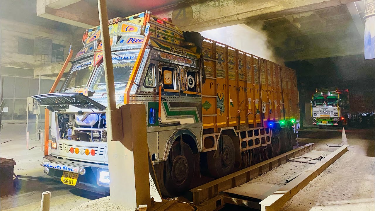 पहली बार चलाई ऐसी गाडी़😅 mahindra blazox31🚛 #mitutruckvlogs #respect #truck