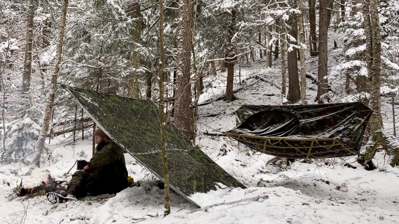 2 DAYS in FROZEN Forest, Thermal Cloak M05, MOUNTAIN Tent Hammock, SOLO stove Bushcraft TRIP