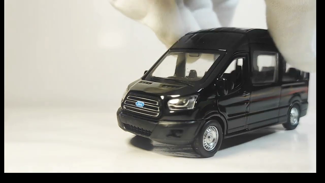 Масштабная модель Ford Transit в масштабе 1:43))