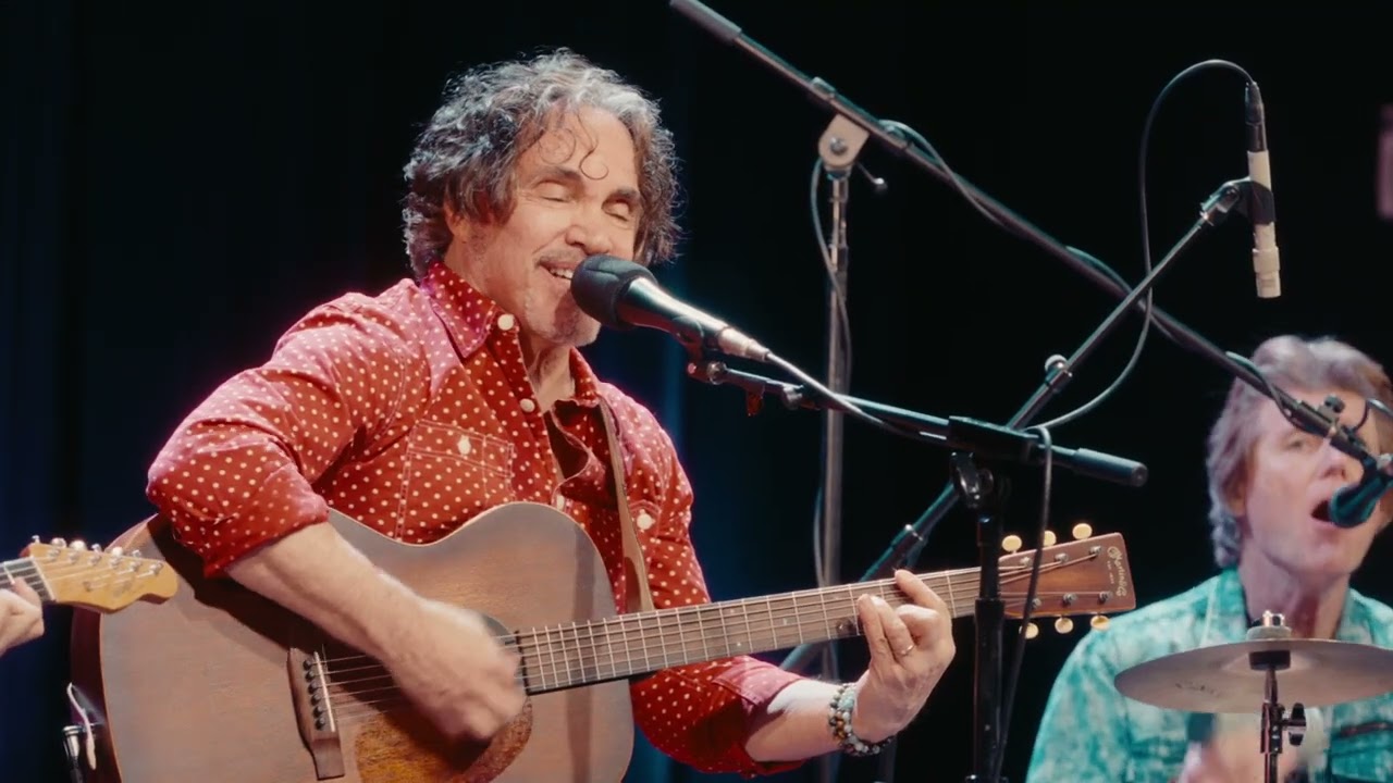 John Oates - Reunion (Live at The Franklin Theatre)
