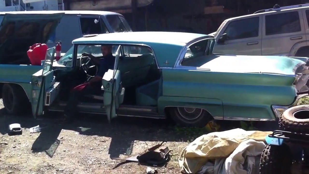 1959 Lincoln mark 5 barn find! First start up in over 20 years