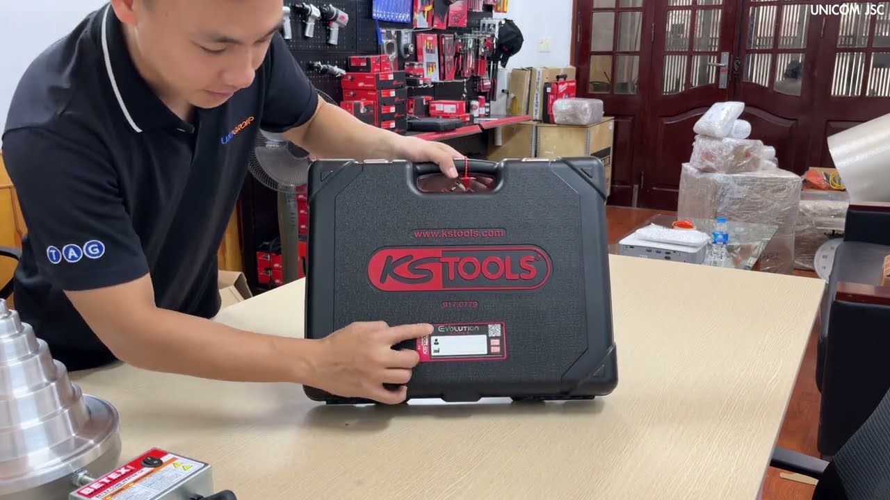 Bộ khẩu đa năng 179pcs gồm đầu tuýp, tay vặn nhanh, đầu bit made in Germany KS Tools 917.0779