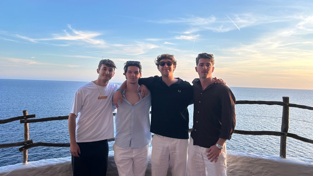 🌊✨ ¡EPIC BLOG MENORCA!🏝️☀️