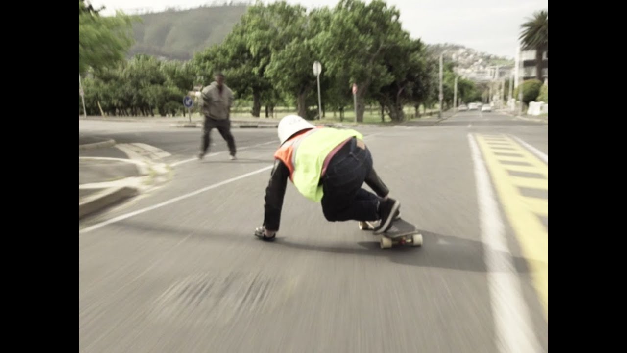 Downhill Skater Nearly Knocks Over Pedestrian - Flying Down the Cape Town Suburbs Part 2