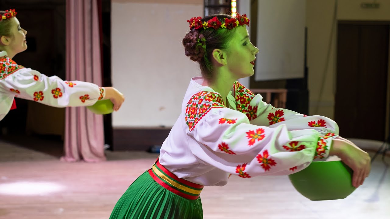 Ансамбль народного танцю 