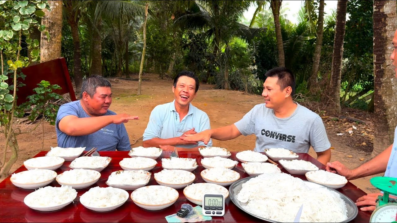 Trò Chơi Tuổi Thơ - Người Cuối Cùng Ngừng Ăn BÚN NƯỚC TƯƠNG Được 4Tr | ATN