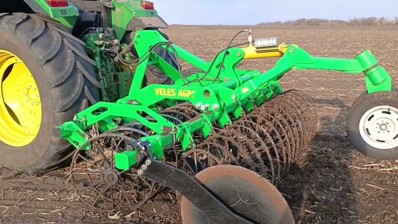 Колісниця від Велес-Агро як перед посівний обробіток 😳 просто грядка 👍