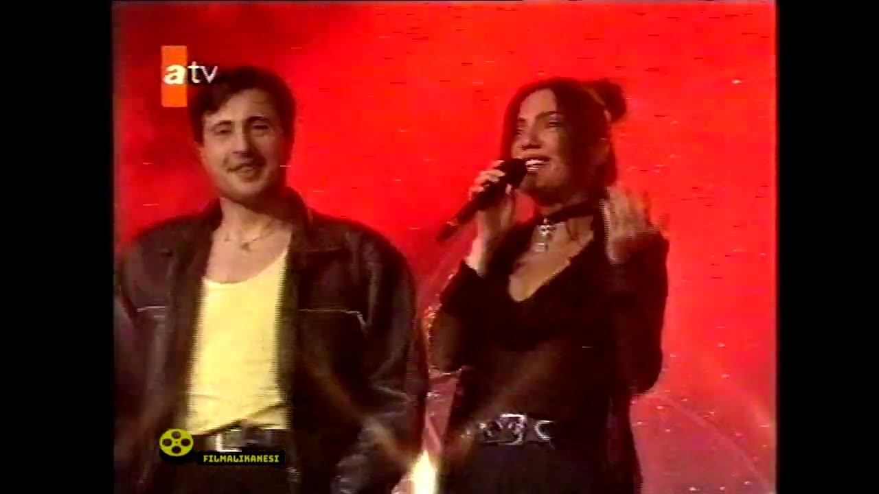 Izel - Ercan Saatci - Hakan Peker - Emel Müftüoglu - Iste Yeniden 1993-94 - ATV (Yilbasi Eglencesi)