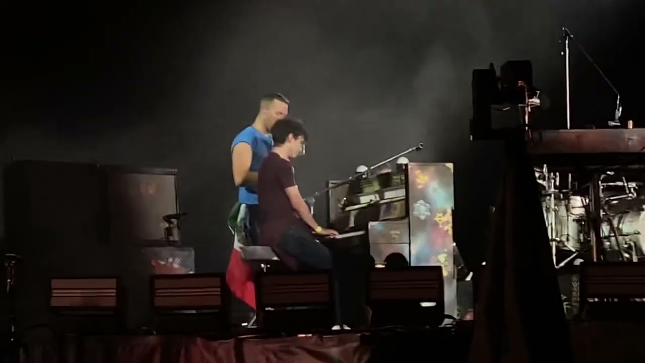 Gravity “Cold Play ft Bernardo” Estadio BBVA 26 de Marzo