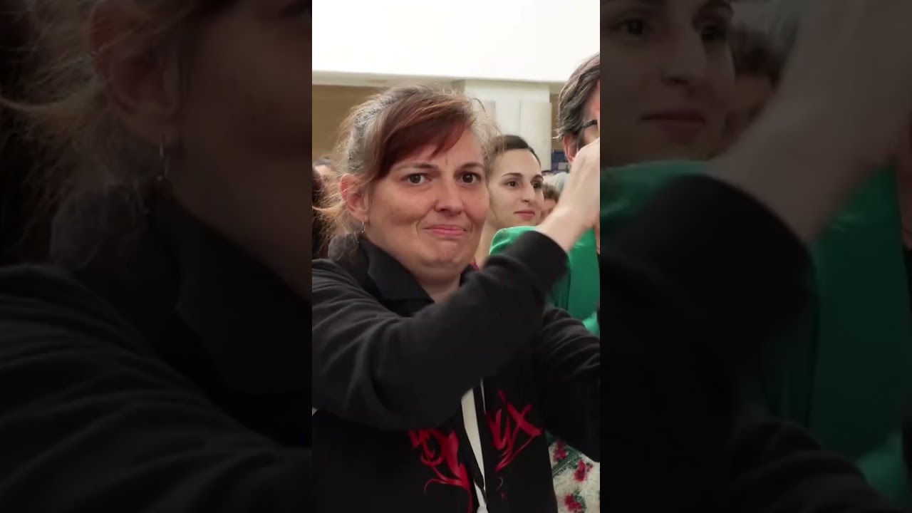Gis&egrave;le Pelicot, ovacionada a su salida del Tribunal de Avi&ntilde;&oacute;n #shorts