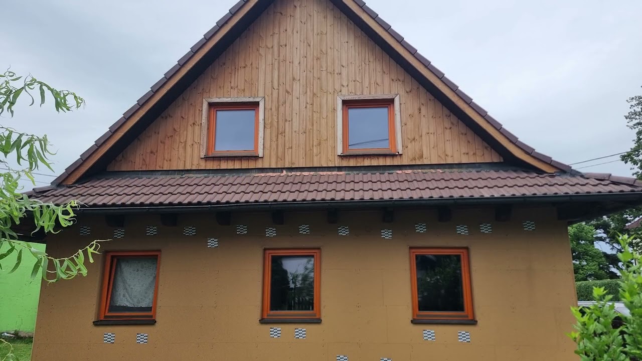 Rekonstrukce a zateplení dřevostavby – úspora energie a odhalení konstrukčních výzev
