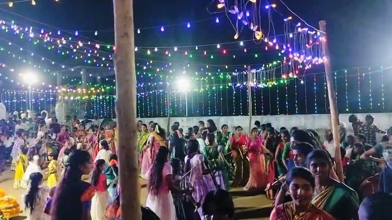 Batukkama celebrations in siripuram 