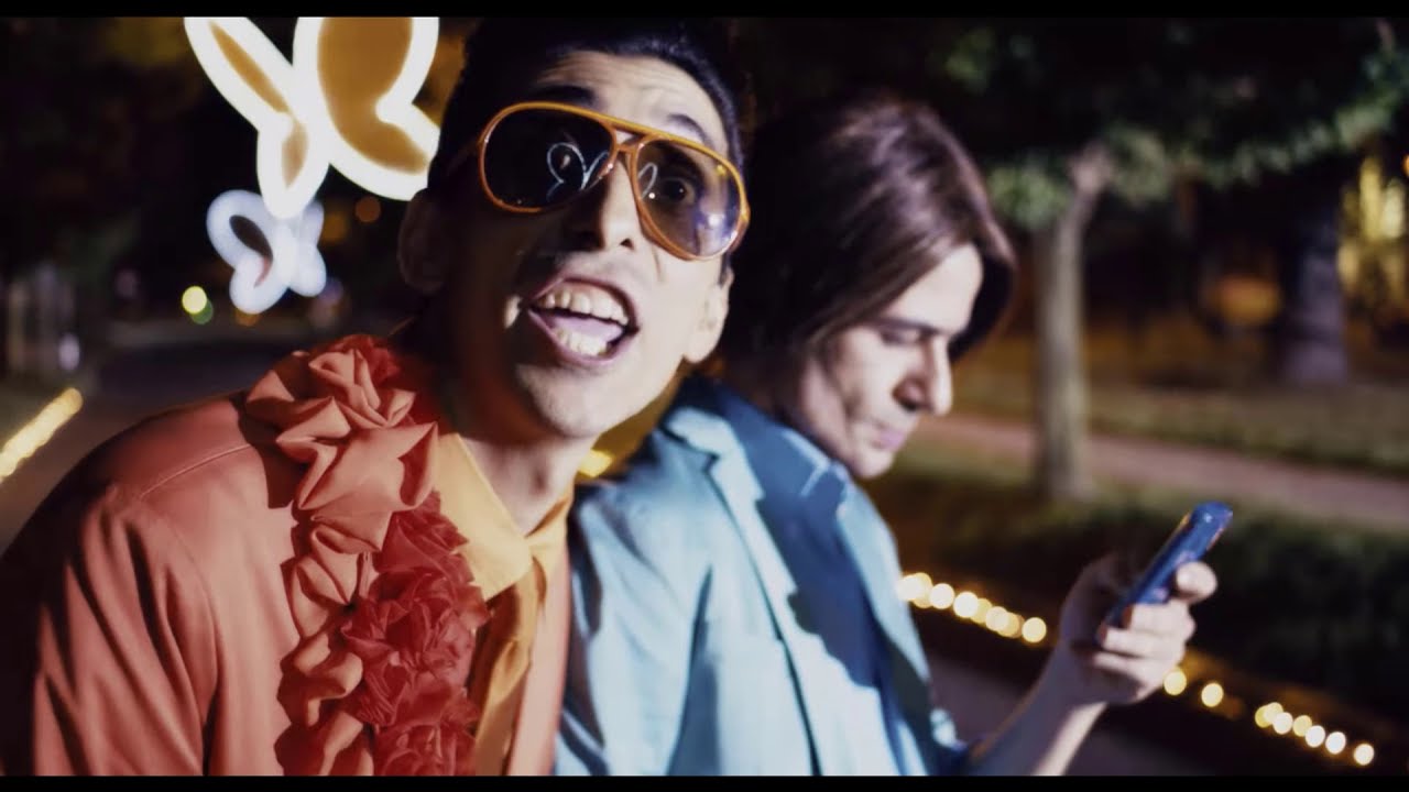 I Soliti Idioti - OMOSESSUALE (Official Video)