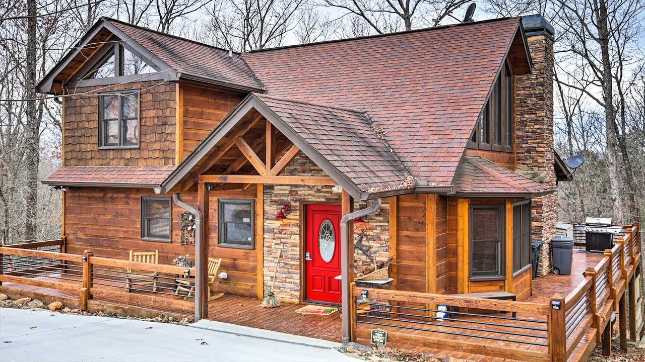 Most Coziest Blue Ridge Mountain View Getaway with Hot Tub and Fire Pit