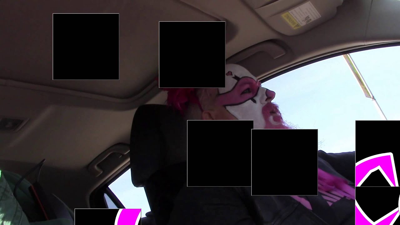 Pink Clown goes to BigWow.