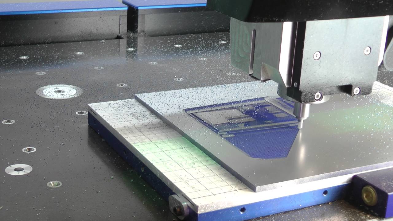 Halftone Engraving on DATRON M8Cube High Speed Milling Machine
