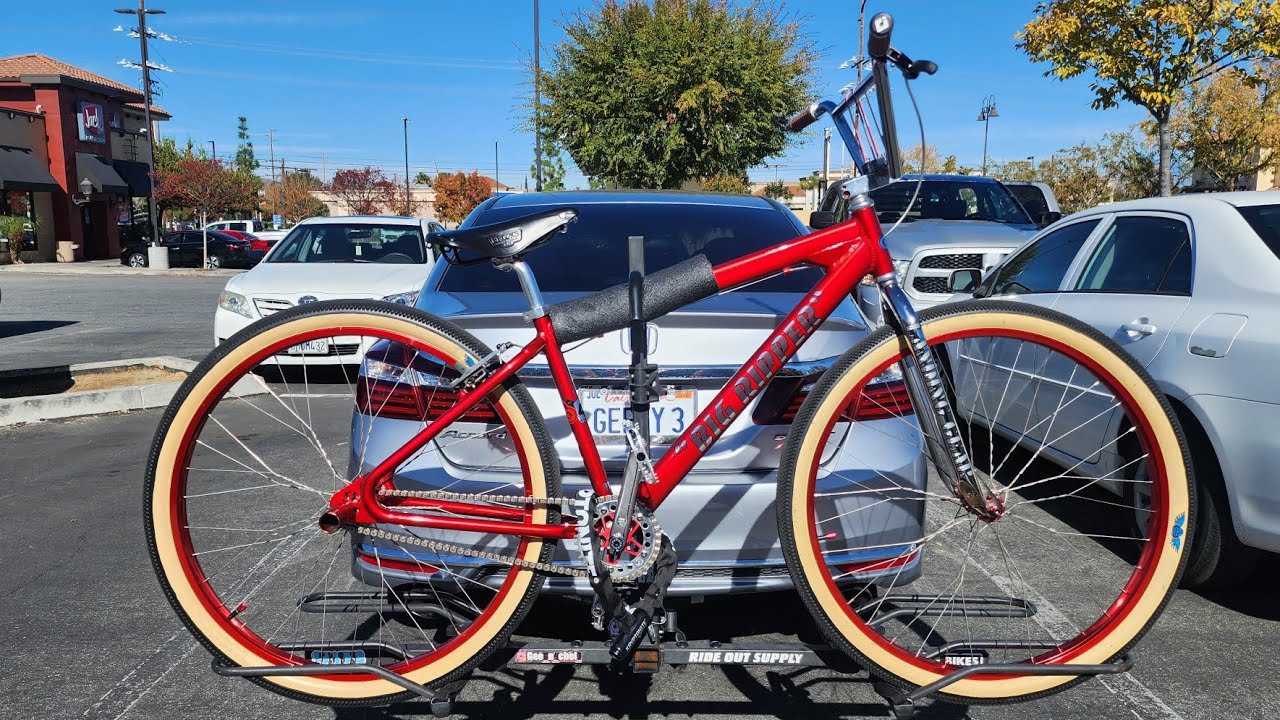 SE BIKES RED ANO BIG RIPPER CRUISING THE STREETS