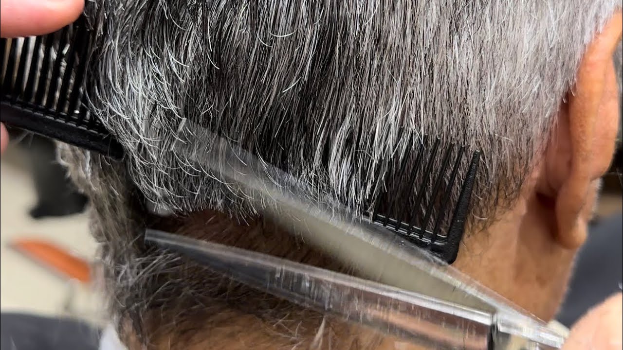 Como cortar cabelo social todo na tesoura com técnica de pente corrido