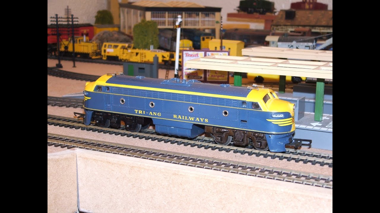 3 x Single & Double-Ended Diesel/Electric Locos...All Double-Headed! Hornby Triang.
