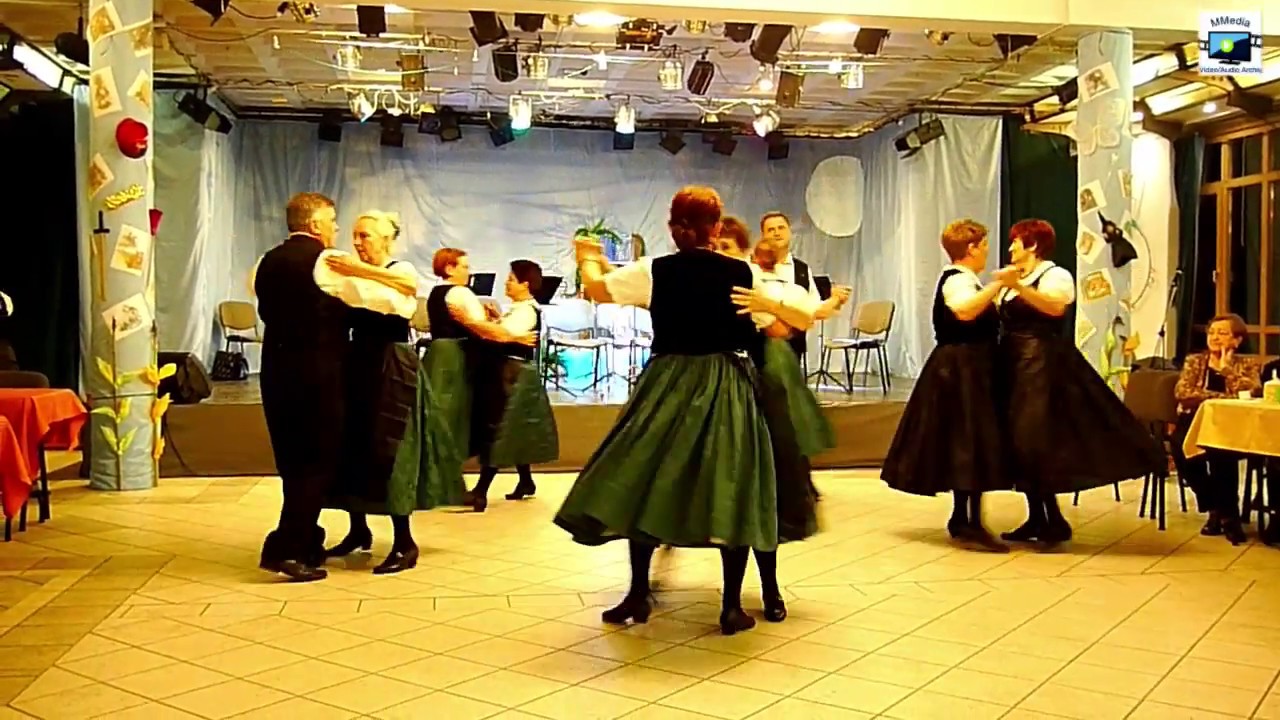 UNGARNDEUTSCHE VOLKSTANZGRUPPE KROTTENDORF