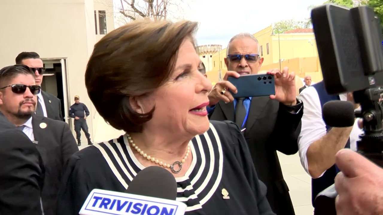 Pilar Cisneros ya compró el trípode para transmitir conferencias de prensa presidenciales por veda