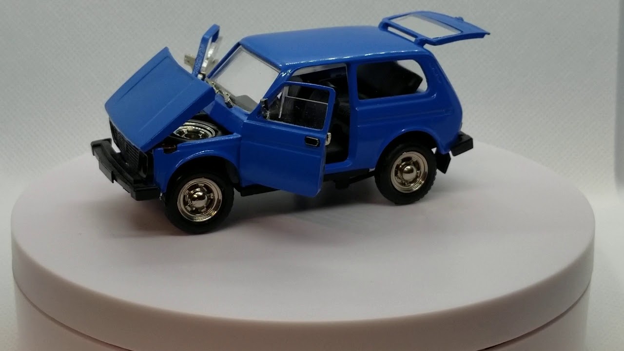 Showcase: Novoexport LADA 2121 A20 Niva, made in USSR!