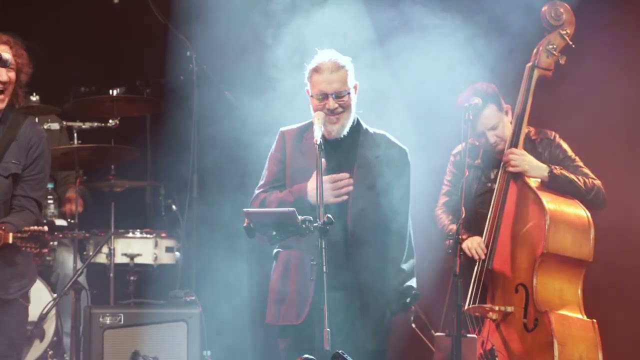 Kraków Street Band feat. Jorgos Skolias, Marek Raduli - Pentagon (LIVE)