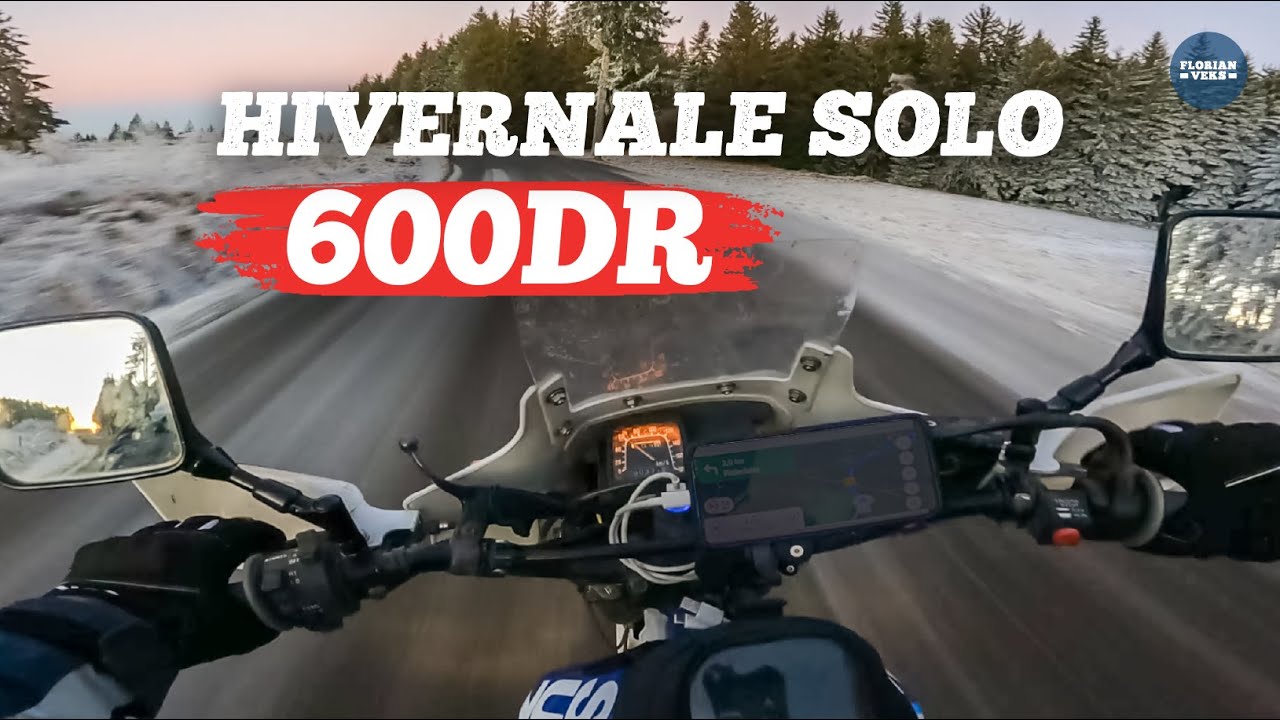 Solo - Roadtrip moto hivernal sur les pistes en 600 dr