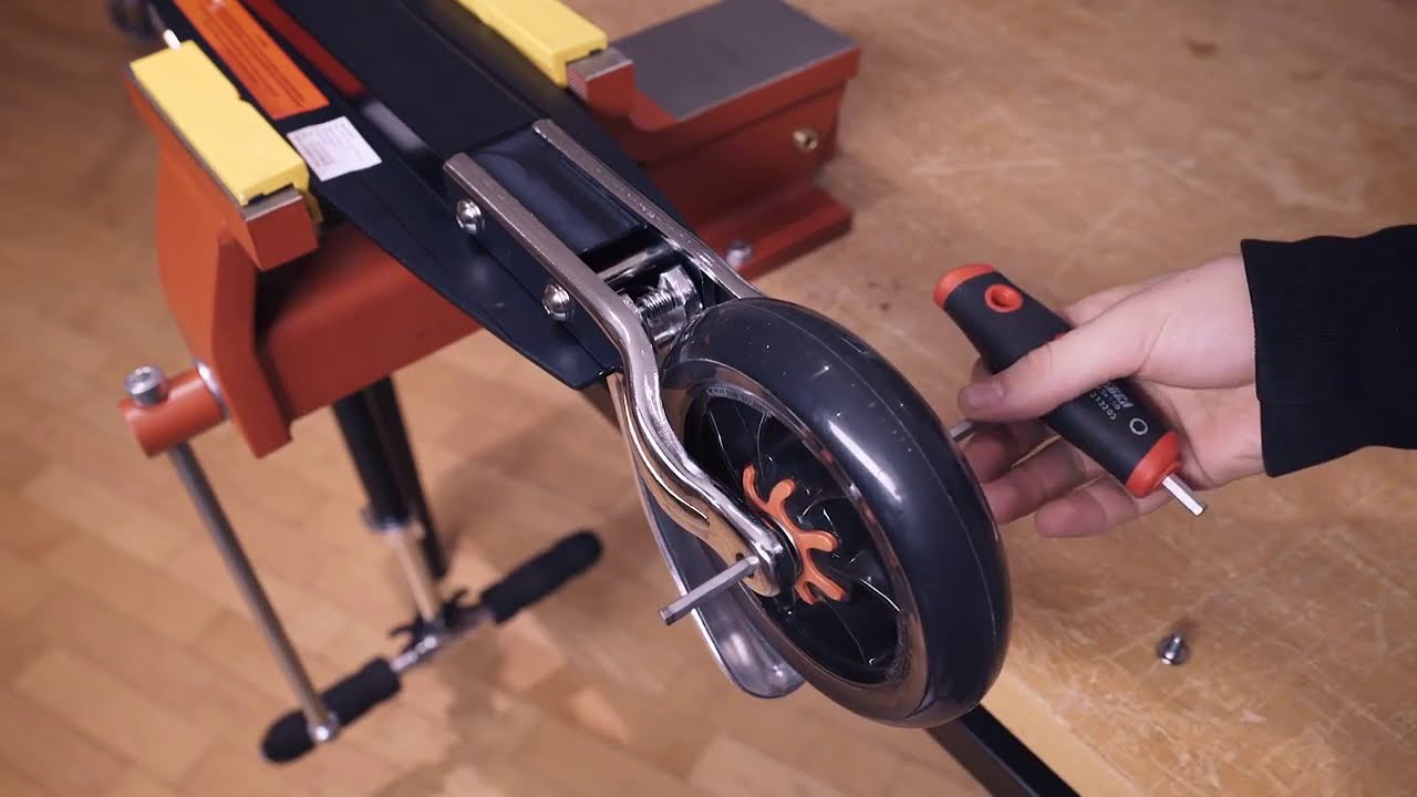 Micro Scooter: Rad ersetzen
