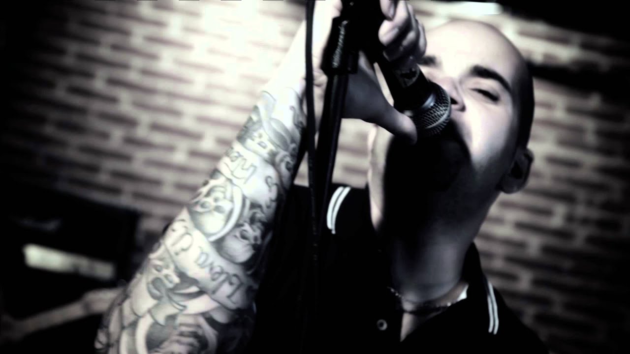 KnockOut - Orgullo en la piel (Official Videoclip)