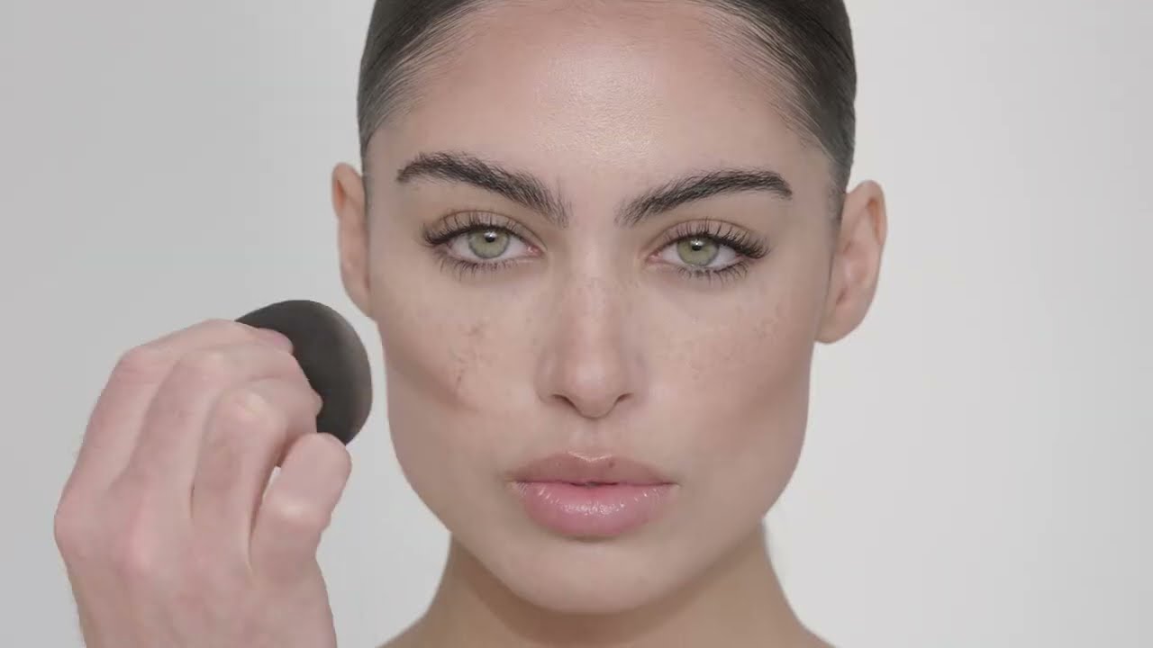 Your New Obsession: NEW Smooth Blur Contour Stick! 😍 #contourtutorial #contourstick #contourhack