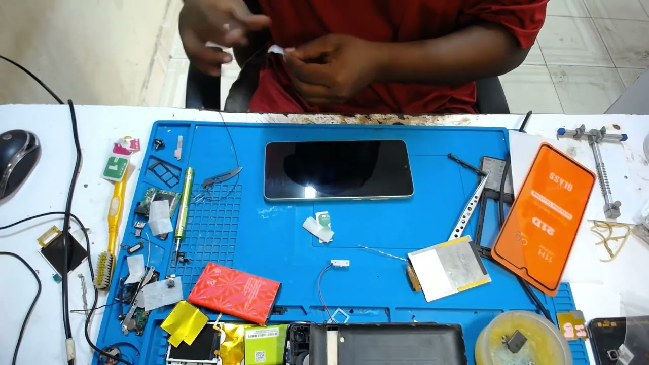 SAMSUNG A05 TEMPERED GLASS INSTALLATION