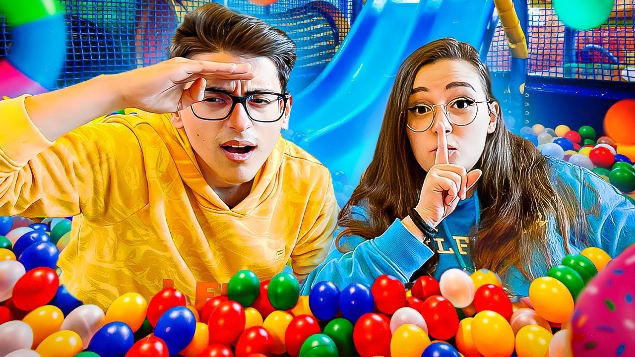 24 ORE CHIUSI in un PARCO GIOCHI per SOLI BAMBINI! ROBY POLAR