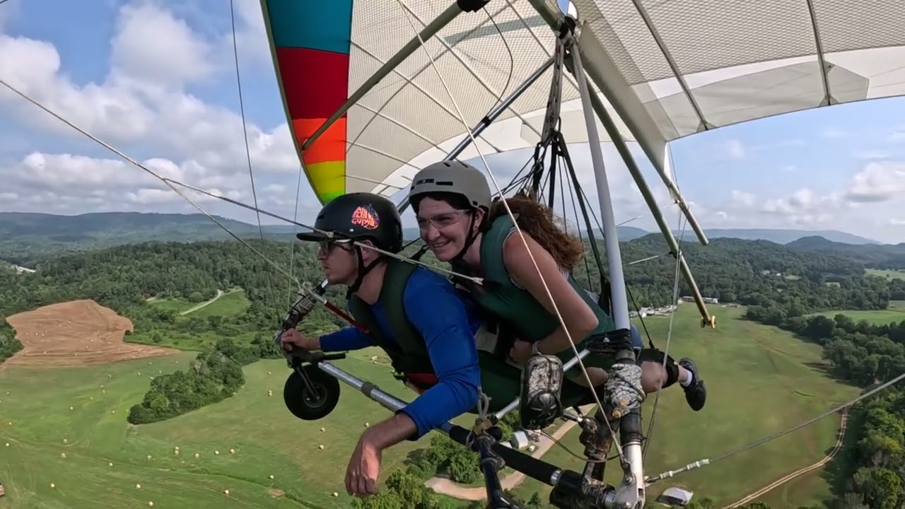 Glo Lookout Mountain Tandem Hang Gliding Take-Off