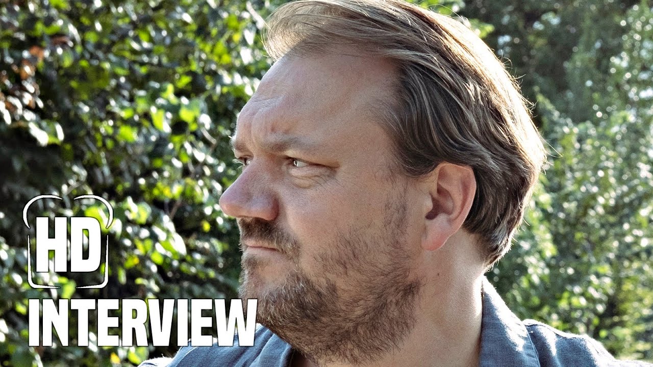 MITTAGSSTUNDE Interview Charly Hübner Deutsch German (2022)