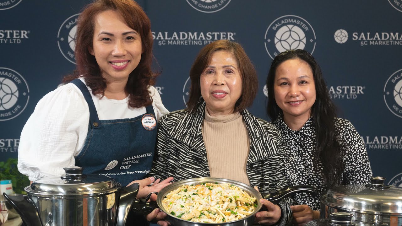 Interview with a Proud Vietnamese Saladmaster Owner