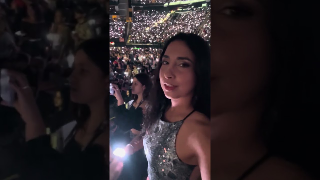 Las Mujeres ya No LLoran World Tour @Shakira  Concert in Toyota Center Houston TX 06/16/25