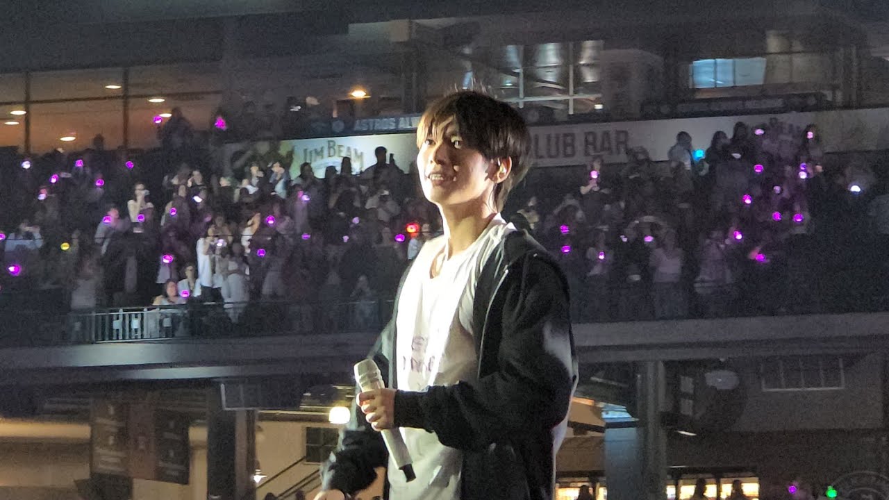 [052624] TXT IN HOUSTON 'CAT & DOG'