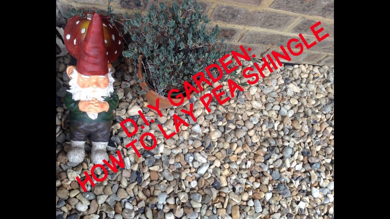 D I Y GARDENING: LAYING DOWN STONES/ PEA SHINGLE
