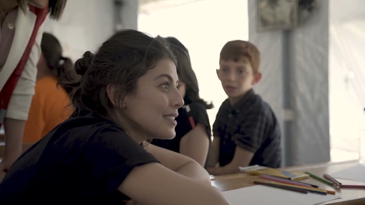 Alessandra Mastronardi: al confine tra Siria e Turchia, due anni dopo