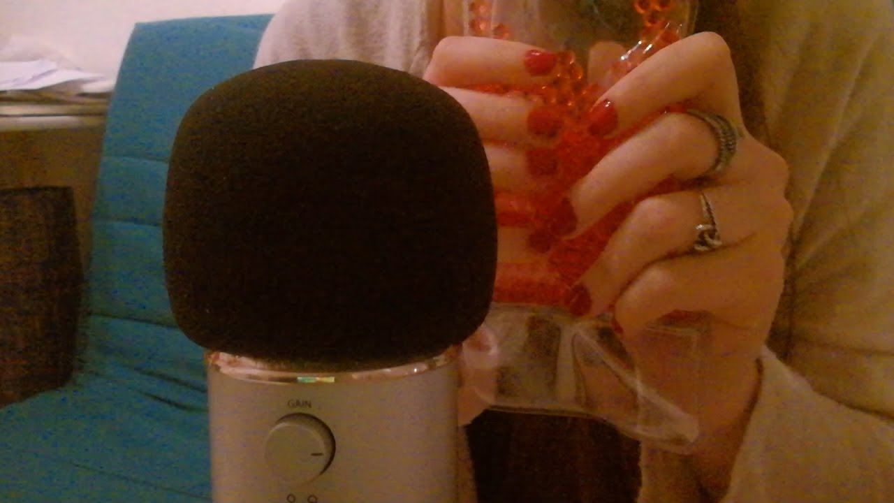 ASMR Français - Personnal attention & Mouth Sounds