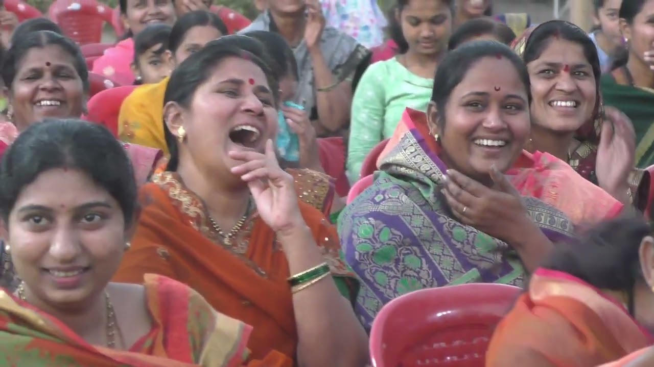 चला जगुया आनंदाने..आनंदाचा बहार हसुन हसुन बेजार...